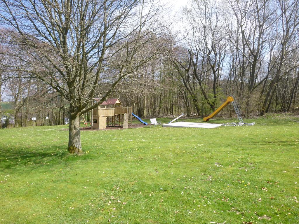 Gemuetlicher Ferienbungalow In Usseln Bei Willingen, Kostenloses Wlan Esterno foto
